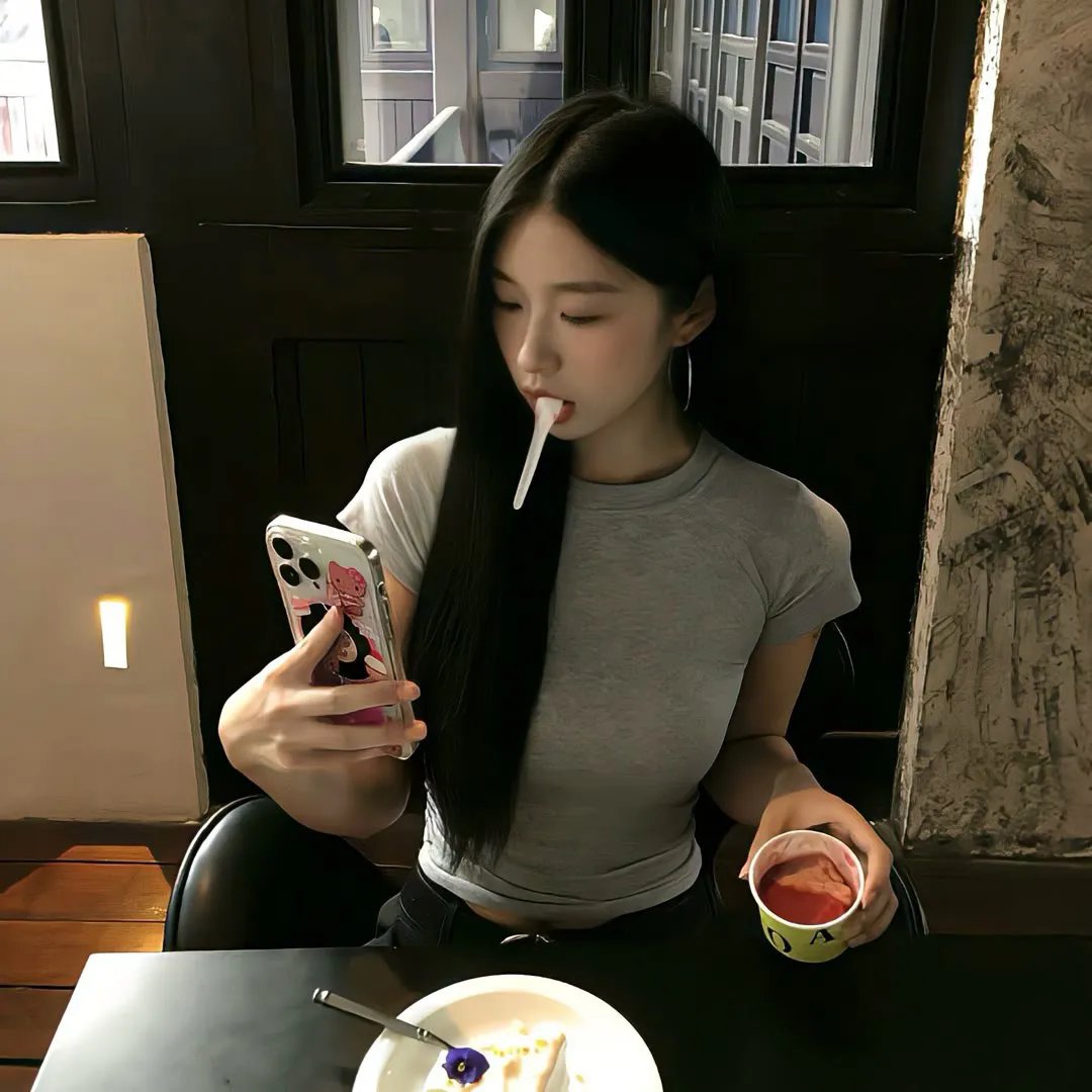 禁足少女罗曼史